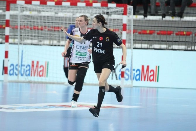 Ehf Kadınlar Şampiyonlar Ligi: Kastamonu Belediyespor: 24 - Vipers Kristiansand: 35