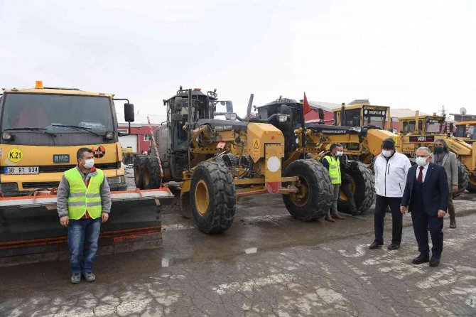Büyükşehir Karla Mücadeleye Hazır