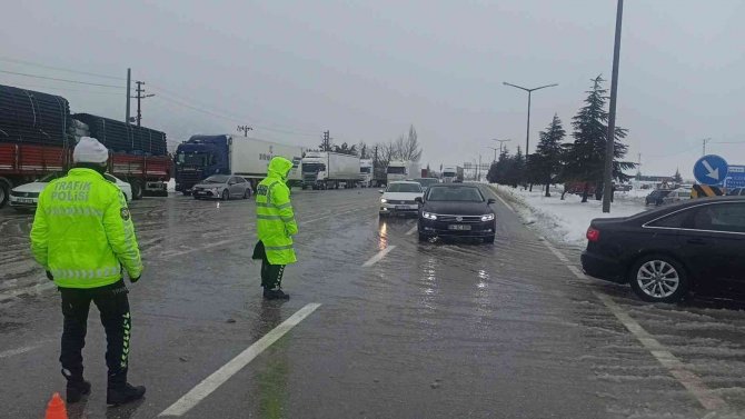 Konya Antalya Karayolu Trafiğe Kapandı