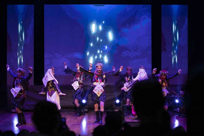 Mersin Büyükşehir Belediyesinden İnanç Ve Umut Yılı Konseri