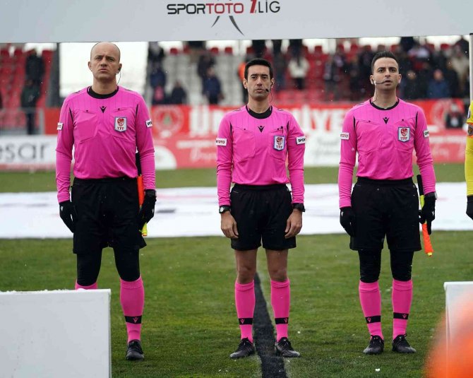 Spor Toto 1. Lig: Ümraniyespor: 2 - Menemenspor: 1
