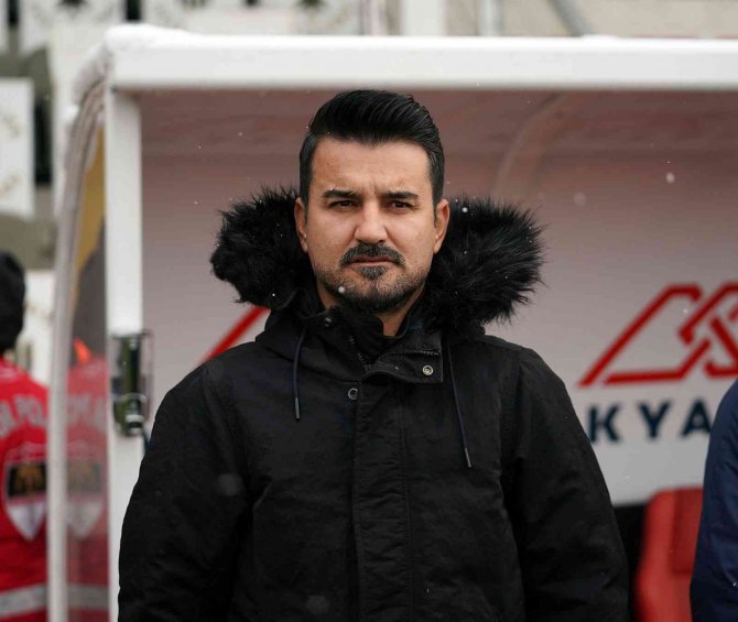 Spor Toto 1. Lig: Ümraniyespor: 2 - Menemenspor: 1
