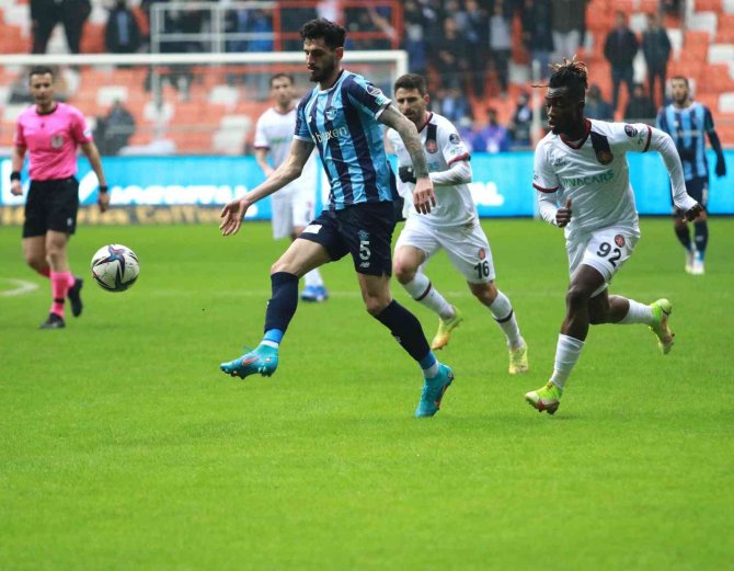 Spor Toto Süper Lig: Adana Demirspor: 1 - Fatih Karagümrük: 0 (İ̇lk Yarı)