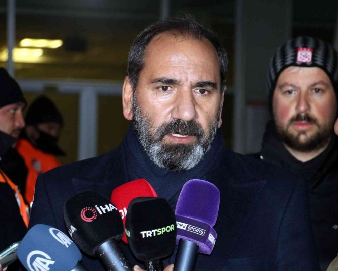 Mecnun Otyakmaz: “Transferde Zorlanıyoruz”