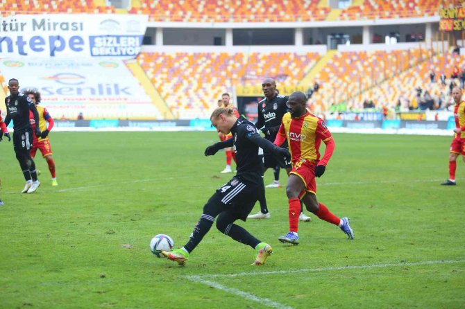 Spor Toto Süper Lig: Yeni Malatyaspor: 1 - Beşiktaş: 1 (Maç Sonucu)
