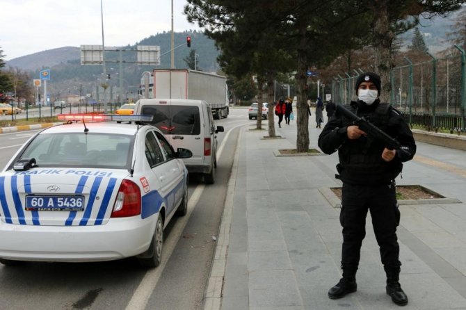 Türkiye Genelinde 45 Bin 479 Personelle “Huzurlu Sokaklar Ve Narkotik Suçları” Uygulaması