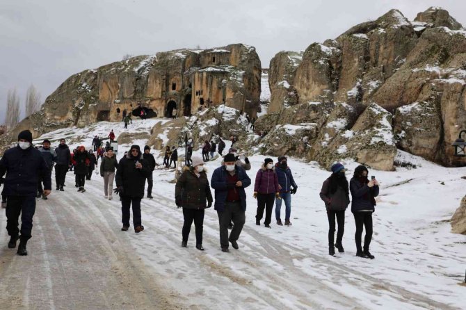 Karavan Tutkunları Frig Vadisi’ni Gezdi
