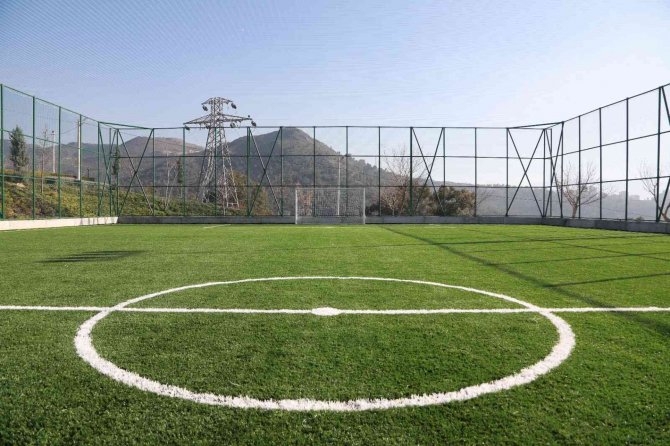 Bayraklı’ya Yeni Spor Tesisi