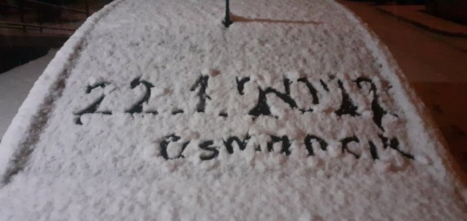 Çorum’da Kar Yağışı Etkili Oldu, Karayolunda Ekipler Seferber Oldu