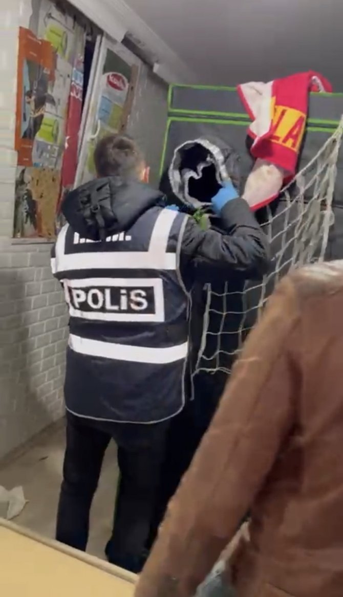 Çikolata Kavanozunda Marihuana Ele Geçirildi