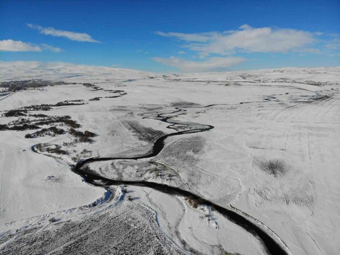 Kars’ta Mendereslerin Seyrine Doyum Olmuyor