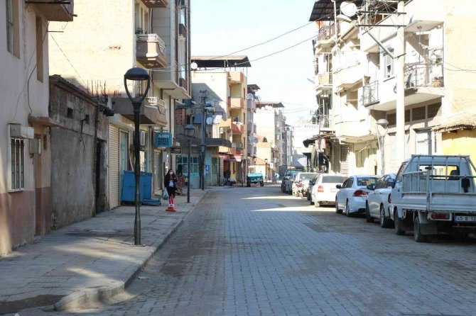 Prestij Caddeler Ahmetli’ye Değer Kazandırdı