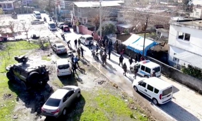 Osmaniye’de Drone’li Uyuşturucu Operasyonu