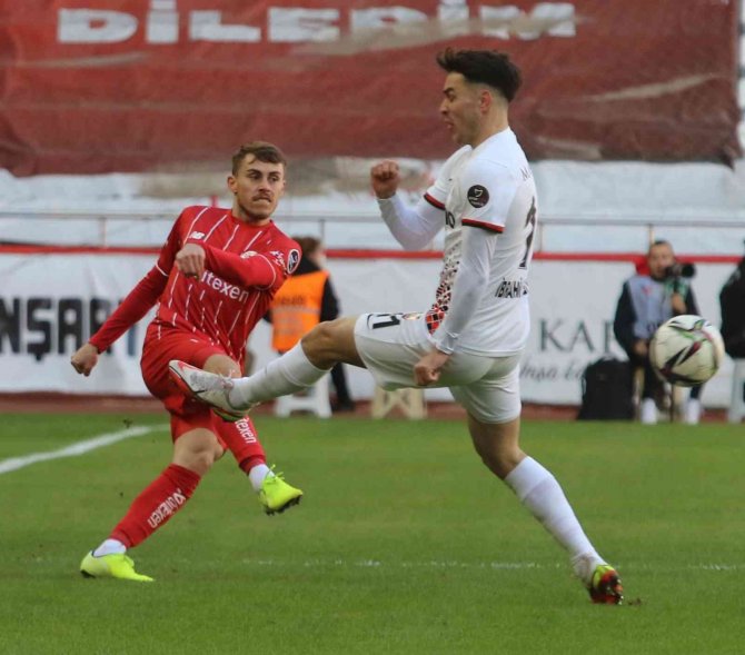 Spor Toto Süper Lig: Antalyaspor: 0 - Gaziantep Fk: 0 (İ̇lk Yarı)