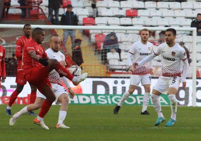 Spor Toto Süper Lig: Antalyaspor: 0 - Gaziantep Fk: 0 (Maç Sonucu)