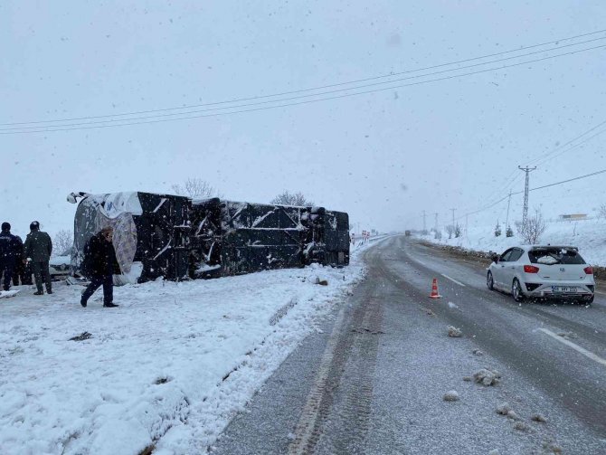 Tokat’ta Yolcu Otobüsü Devrildi: 1 Ölü, 38 Yaralı