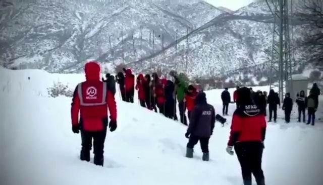 Tunceli’de Çığda Arama Kurtarma Tatbikatı
