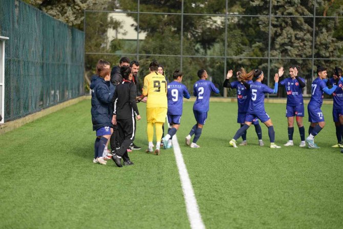 Turkcell Kadınlar Süper Ligi: Adana İ̇dman Yurdu: 0 - Hakkarigücü: 0