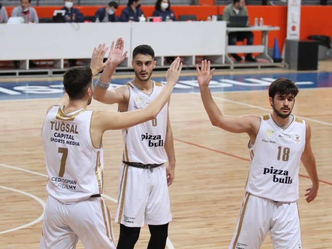 Pizzabulls, Play-off’lara Koşuyor