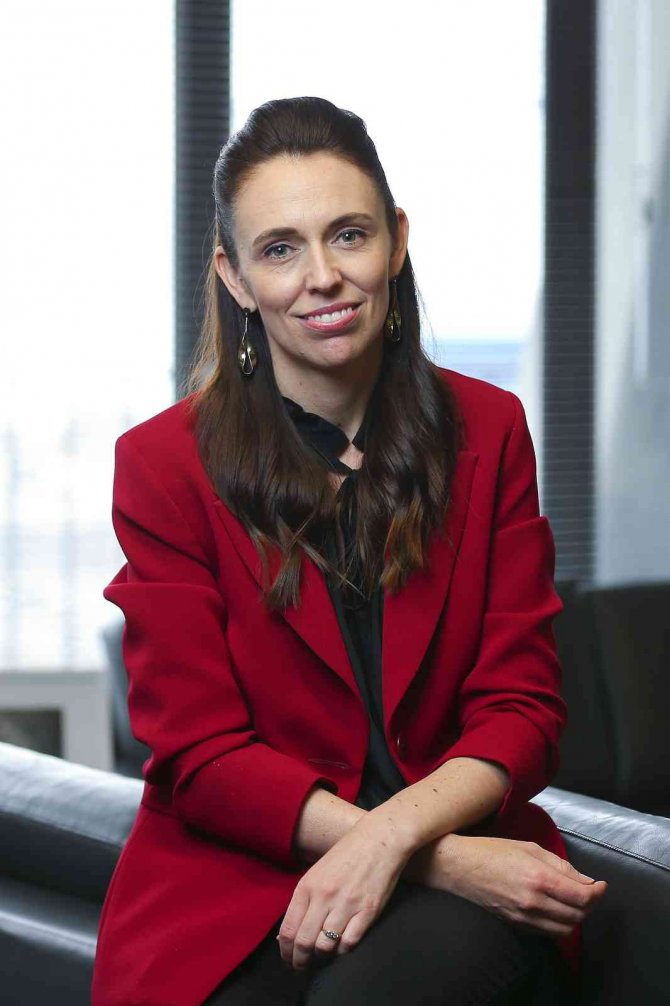 Yeni Zelanda Başbakanı Ardern, "Hayat Böyle" Dedi, Düğününü İptal Etti