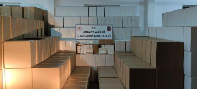Kontrol Noktasında Durdurulan Tırda 2 Milyon Tl Değerinde Makaron Bulundu