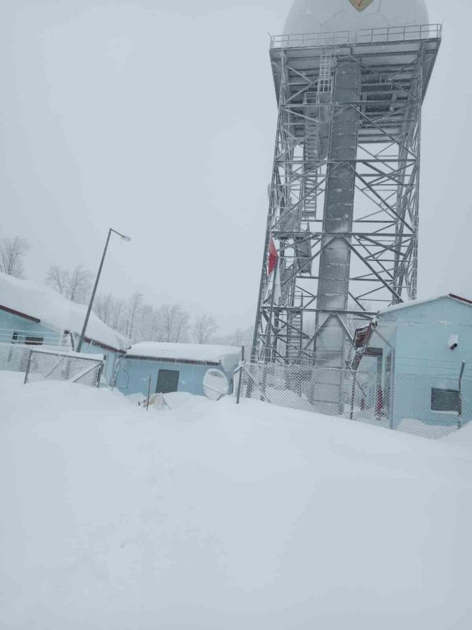 Zonguldak’ta Kar Kalınlığı 82 Santimetreye Ulaştı