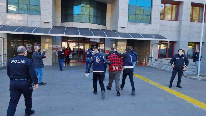 Otomobil İçinde Öldürüldü, Olay Uyuşturucu Hesaplaşması Çıktı