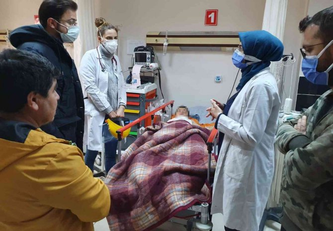 Kolonya İle Oynayan Çocuk Yanarak Yaralandı