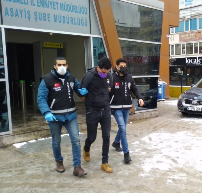 Kocaeli’deki Cinayete 2 Tutuklama