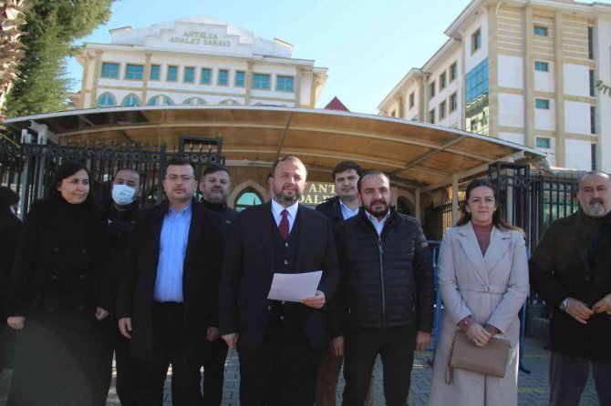 Ak Parti Antalya’dan, Sedef Kabaş’a Suç Duyurusu
