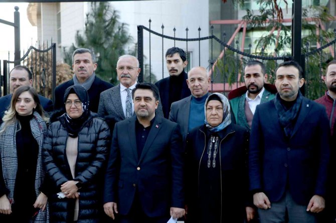 Ak Parti Mersin İ̇l Başkanlığından Kabaş, Özkoç Ve Erdoğdu’ya Suç Duyurusu
