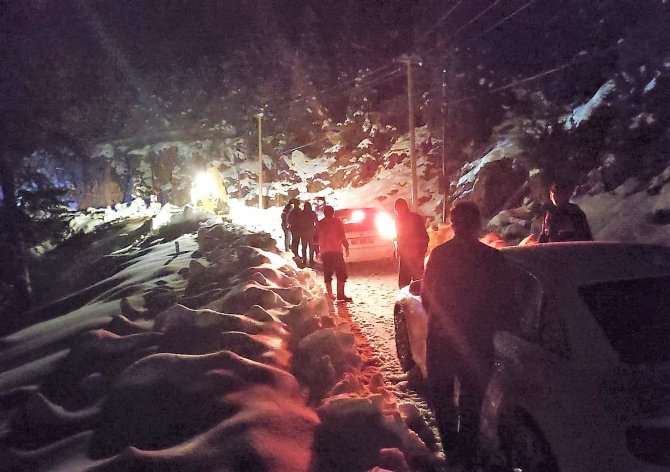 Antalya’nın Yaylalarında Karla Mücadele Devam Ediyor