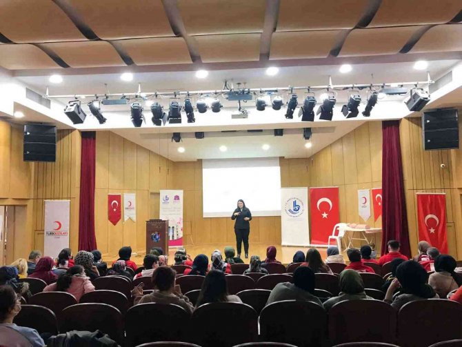 Kadınlar Donma Olaylarına Karşı İlk Yardım Eğitimi