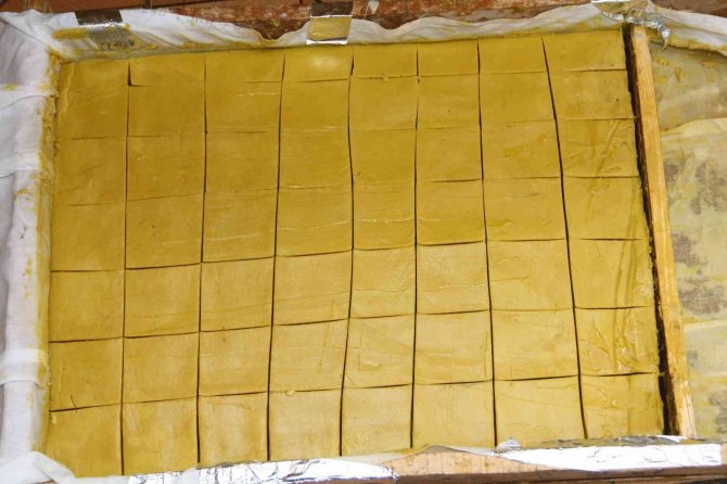 Van Gölü Suyundan Sabun Üretti