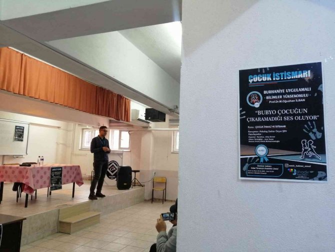 Balıkesir Üniversitesi Öğrencileri Çocuğun Sesi Oldu