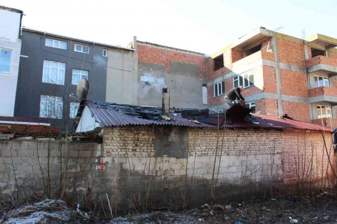 Edirne’de Bacada Çıkan Yangın Korkuttu
