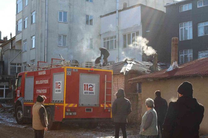 Edirne’de Bacada Çıkan Yangın Korkuttu