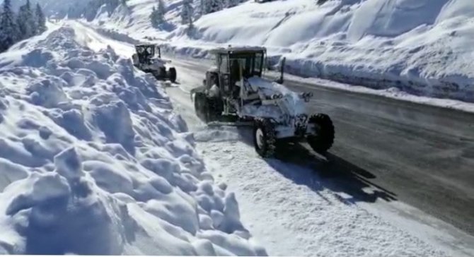 Antalya-konya Karayolu 48 Saat Sonra Trafiğe Açıldı