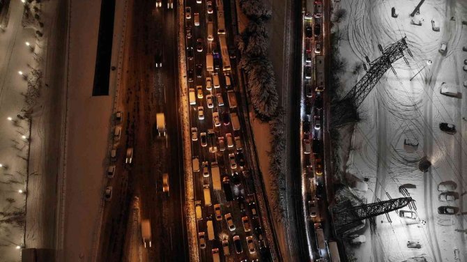 Basın Ekspres Yolu’ndaki Trafik Havadan Görüntülendi