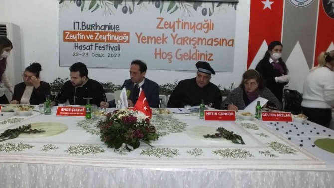 Balıkesir’de Zeytinyağlı Yemekler Yarıştı