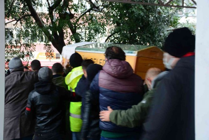 Arkadaş Kurşunuyla Ölmüştü, Son Yolculuğuna Uğurlandı