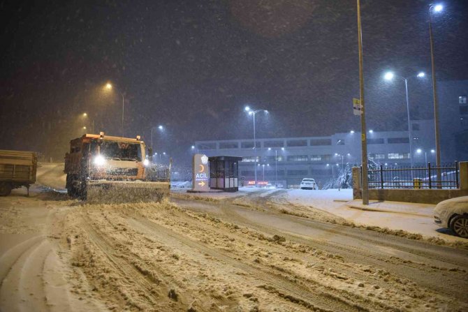 Selçuklu’da Kar Mesaisi