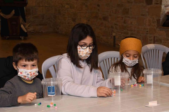 Kuşadalı Minik Öğrenciler Yarıyıl Tatilinde Etkinliğe Doyuyor