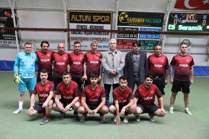 Melikgazi Belediyesi Dayanışma Ve Dostluk Futbol Turnuvası Başladı