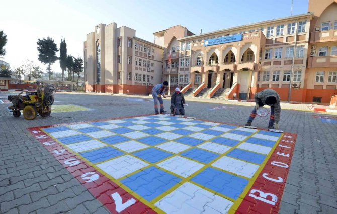 Muratpaşa’da Okullar Yenileniyor