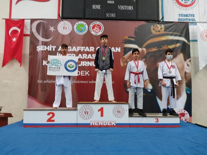 Nilüferli Karatecilerden 7 Madalya