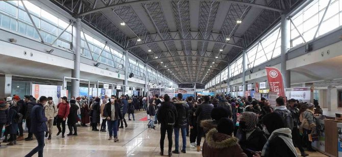 Subü, Bursa’da Üniversite Adaylarıyla Buluştu