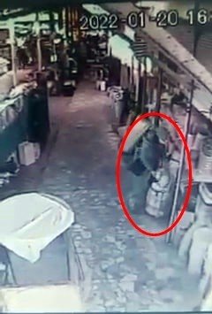 İ̇çi Dolu Pazar Arabasını İşte Böyle Çaldı