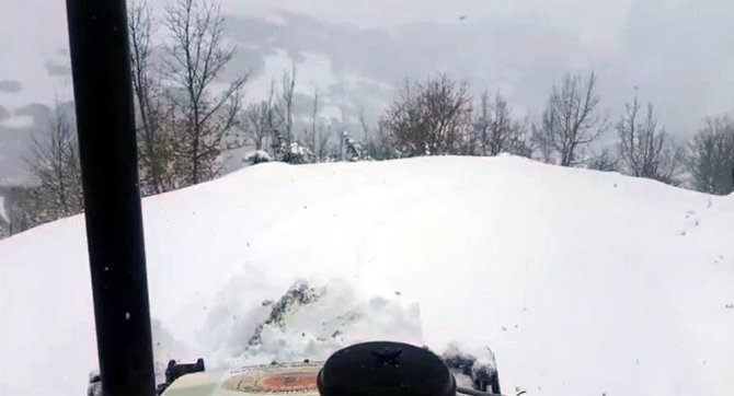 Karla Mücadele Gece-gündüz Aralıksız Devam Ediyor