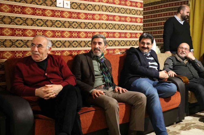 Unutulmaya Yüz Tutan Asırlık Geleneği Yaşatıyorlar